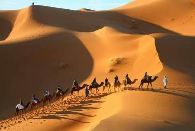 Zagora desde Marrakech, tour de 2 días por el desierto para grupos pequeños Zagora desde Marrakech, tour de 2 días por el desierto para grupos pequeños