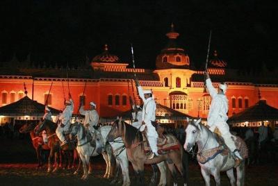 Espectáculo Fantasia con cena en Marrakech. Espectáculo Fantasia con cena en Marrakech.