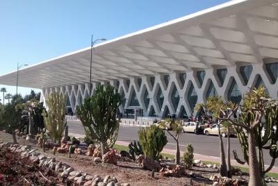 Traslado privado desde el aeropuerto de Marrakech al centro de la ciudad