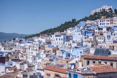 Excursión de día completo a Chefchaouen y las cascadas de Akchour Excursión de día completo a Chefchaouen y las cascadas de Akchour