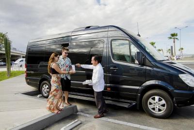 Traslado privado de la ciudad de Tánger al aeropuerto de Tánger (TNG)