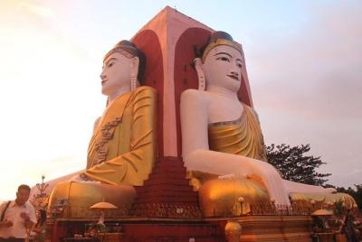 Excursión de un día a Royal Golden Bago Kambazathadi desde Yangon