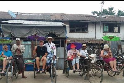 Explore Private Village Rural Adventure en Trishaw Ride