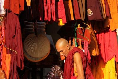 Excursión para - grupos pequeños en Yangon sobre tradición y cultura incluyendo una visita a la pagoda de Shwedagon