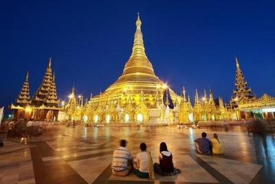 Tour por la ciudad de Yangon con conductor de habla inglesa