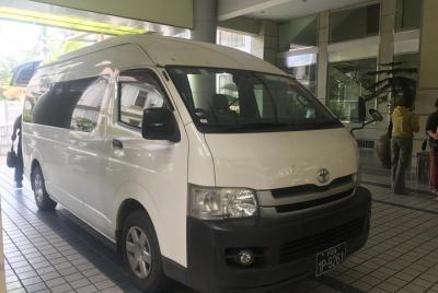 Ida y vuelta traslado privado al aeropuerto en Yangon