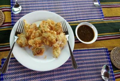 Cocinar comida de Myanmar y explorar Dala