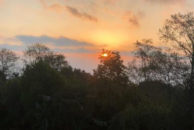 Vista privada Nagarkot Sunrise y senderismo de día completo desde