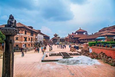 Medio día: recorrido turístico por la plaza Bhaktapur Durbar desd