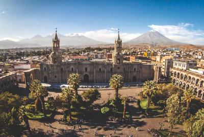 Tour de medio día por la ciudad de Arequipa y monasterio de Santa