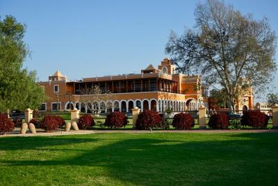 Desde Paracas: tour privado a los viñedos de Ica que incluye almuerzo y degustación