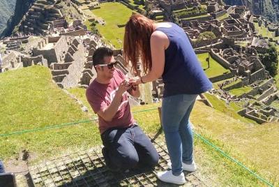 Guía Profesional en Machupicchu (Tours Privados y Grupos) Guía Profesional en Machupicchu (Tours Privados y Grupos)