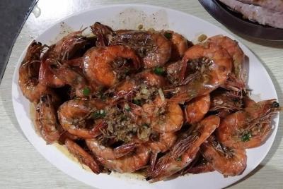 Recorrido por el puerto pesquero de Iloilo y viaje de comida al mercado local (recién salido del mar)