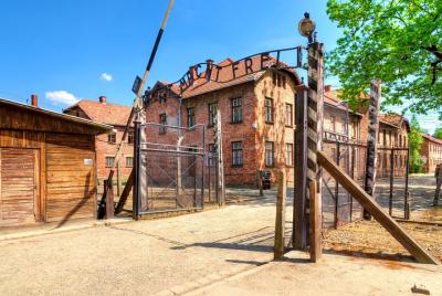 Excursión de un día a Cracovia en el campamento de Auschwitz-Birk Excursión de un día a Cracovia en el campamento de Auschwitz-Birk