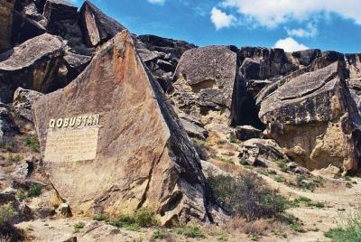 Tour a Gobustan y Absheron (todo incluido) Tour a Gobustan y Absheron (todo incluido)