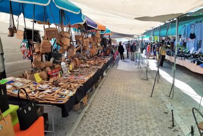 Mercado tradicional de gitanos y Marina Vilamoura