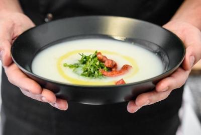 Auténtica cena portuguesa con un chef local.