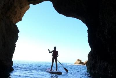 Excursiones en sup / paddle board a las cuevas de Benagil y la pl