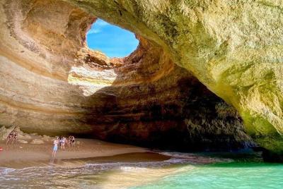 Tour de 2 horas a la cueva de Benagil en barco